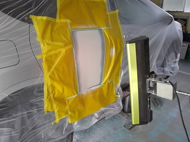 マスキングされた車